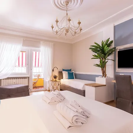 Trastevere Paper Suites